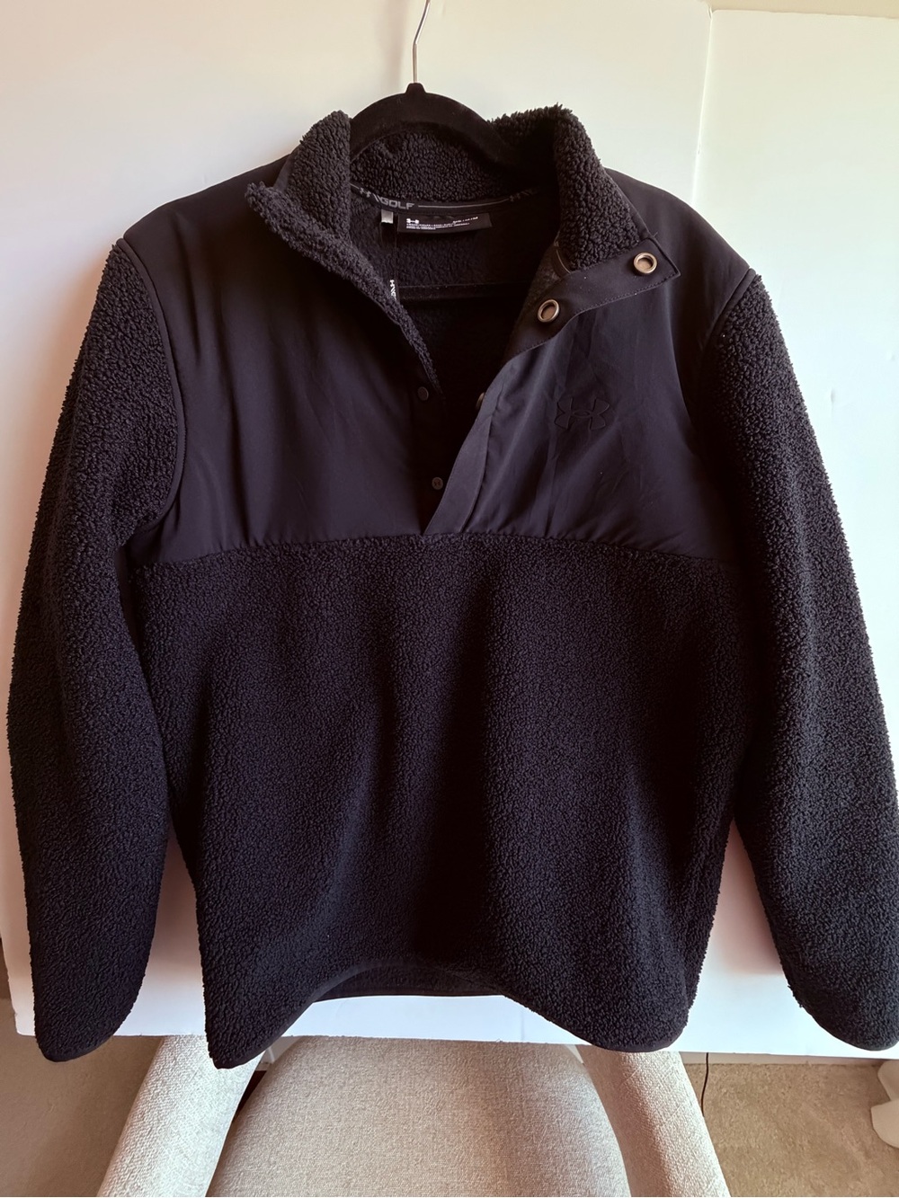 Under Armour Black Fleece Pullover with Label Detail